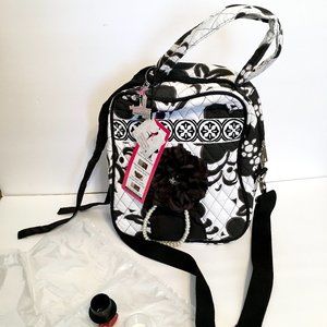 Vivajennz Refillable Wine Purse w/Spigot NWT, B&W
